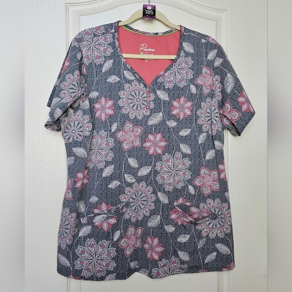 Women's Premiere Healing Hands Floral Short Sleeve Scrub Top 2X - Picture 2 of 6